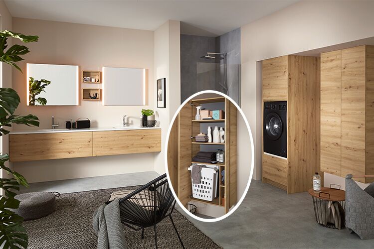 Badezimmer mit Badmöbeln in Echtholzlook