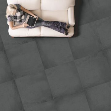 Fliese Gravity 80 x 80 cm Dark