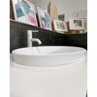 Abverkauf Ausstellungss. Badmöbelset SUITE, inkl. Halbeinbau-WT Skin, Waschtischpl. Solid weiß ma., Waschtischunterschr. mit 1 Auszug & 1 int. Schubl., inkl. Matte & Einteilung, Korpus & Front: Lacc. Luc. Blu Marino, Holzfußge. Frass. Miele, 890x485x516mm